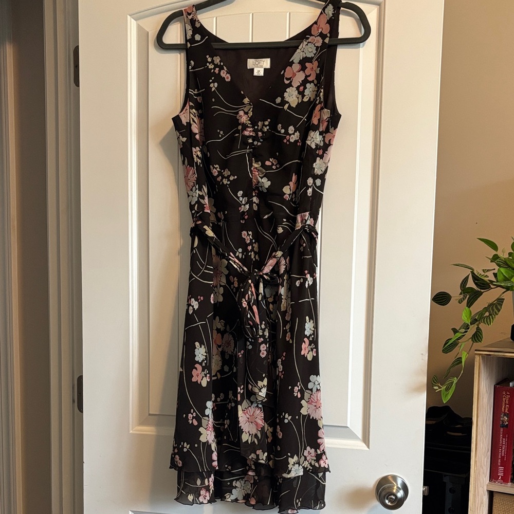 LOFT Brown and Pink Floral Midi Dress. Size 12P